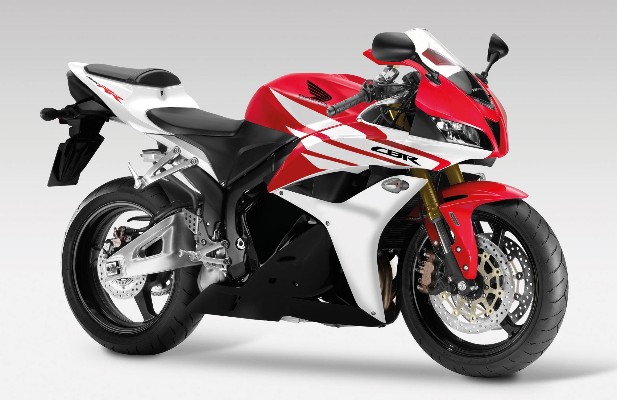 Honda CBR125 (2004-2008) Stainless Steel Fairing & Screen Bolt Kit – 67 Pieces