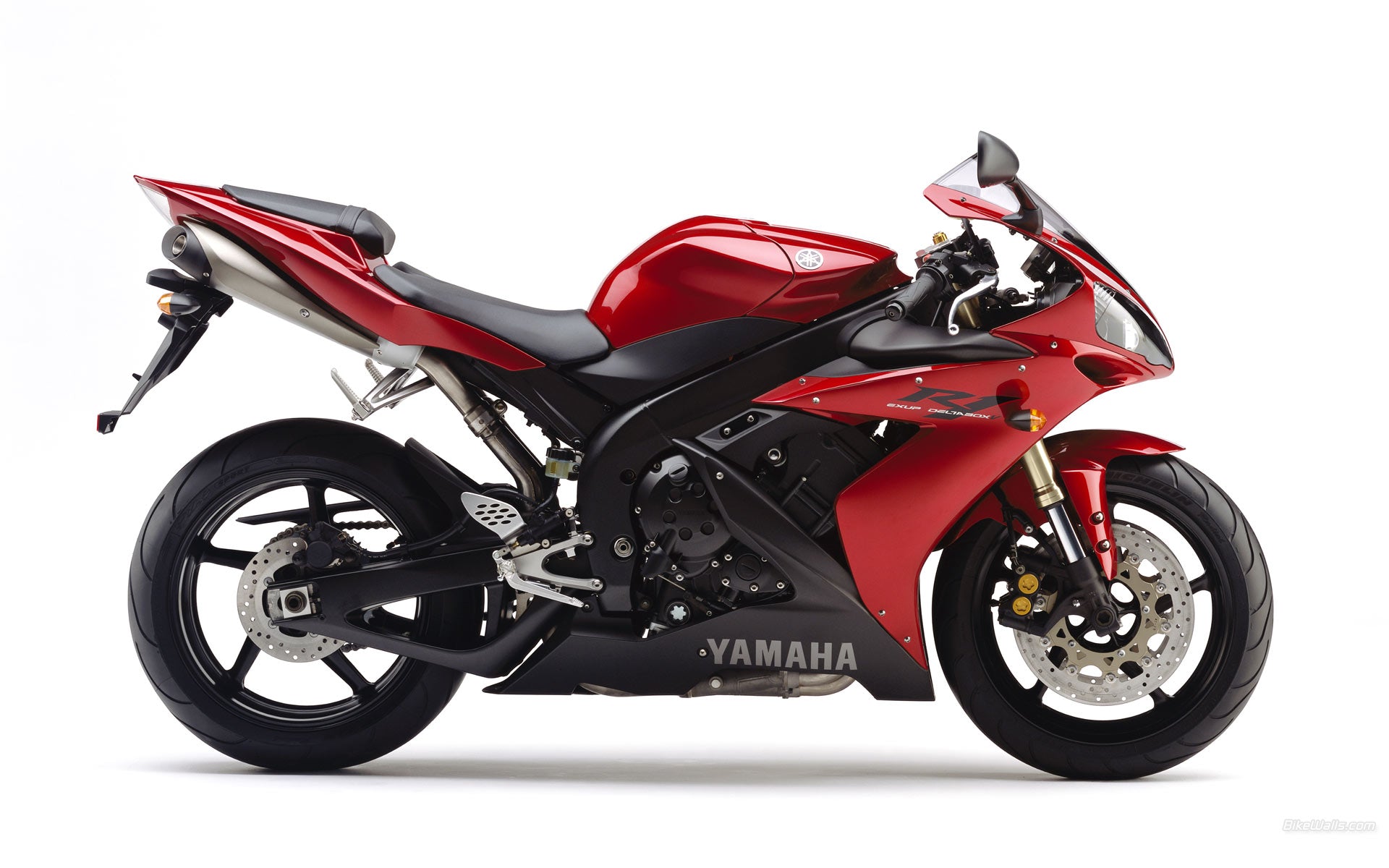 Yamaha R1 2004-2006 Black Anodised Aluminium Bolt Kit & Dzus Fasteners | Speedy Fasteners