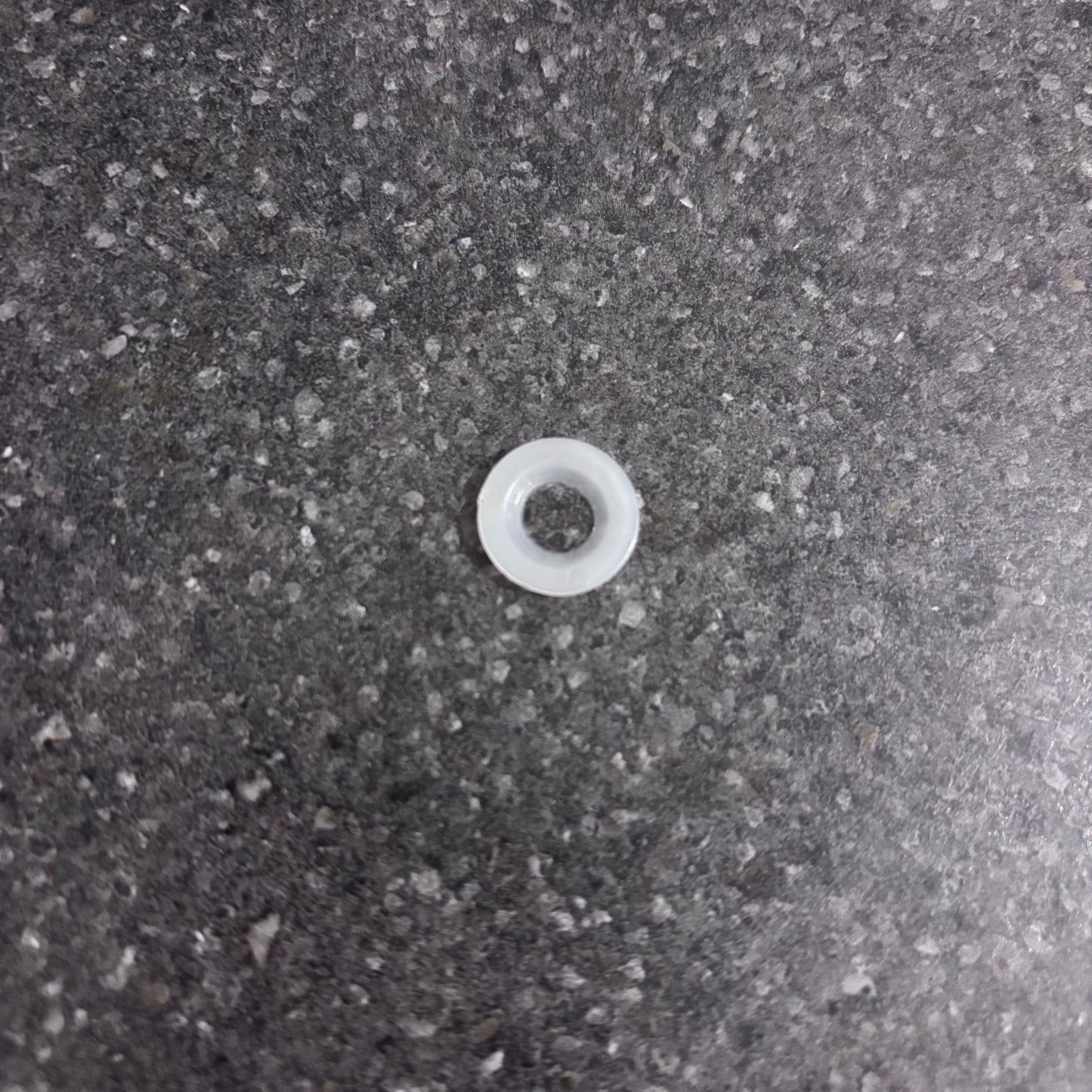 White Clear Nylon Retaining Washers for D4 Dzus Fasteners Size 5 D4-GP5